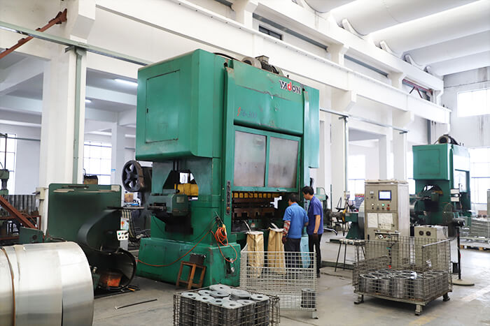 High speed stamping of SynRM